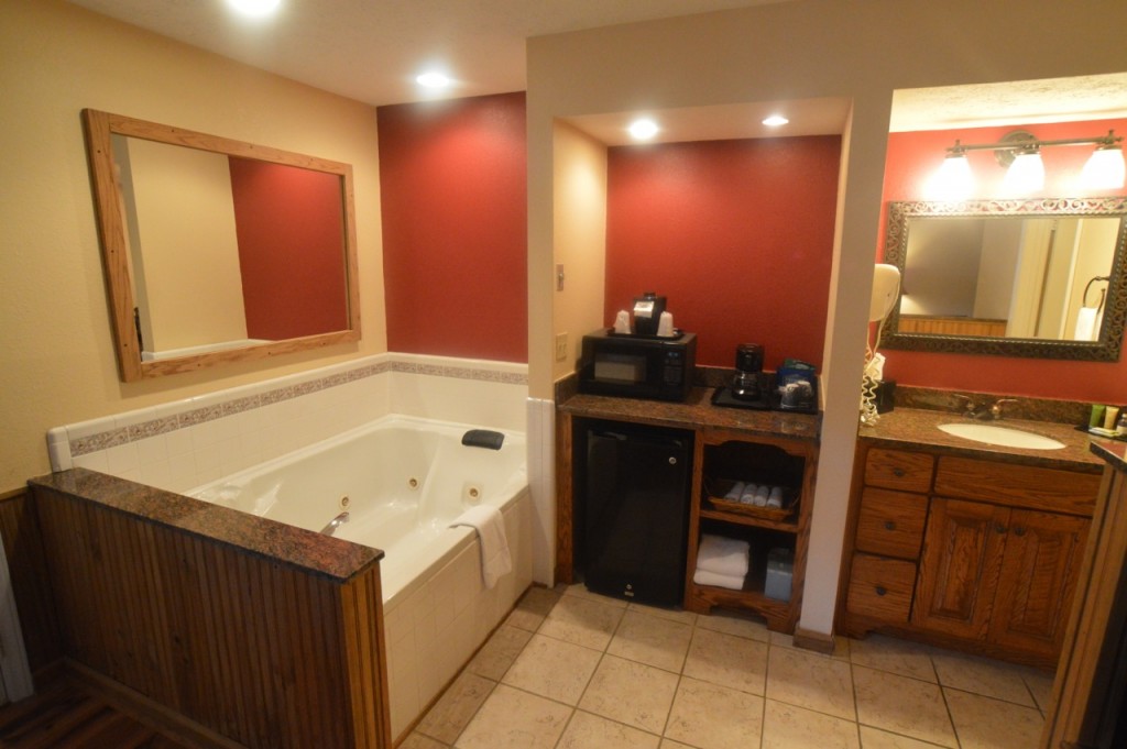Hot Tub Rooms A Maggie Valley Hotel Jonathan Creek Inn